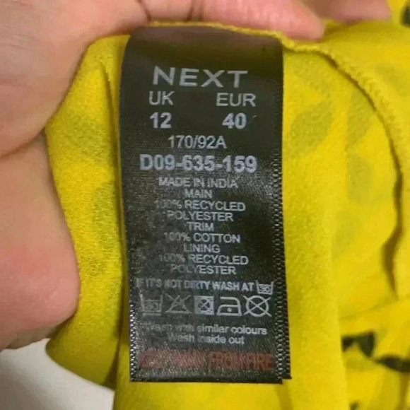 Next light, airy yellow w black summer dress, Lined, Long Sleeve, Button Up - Picture 5 of 10